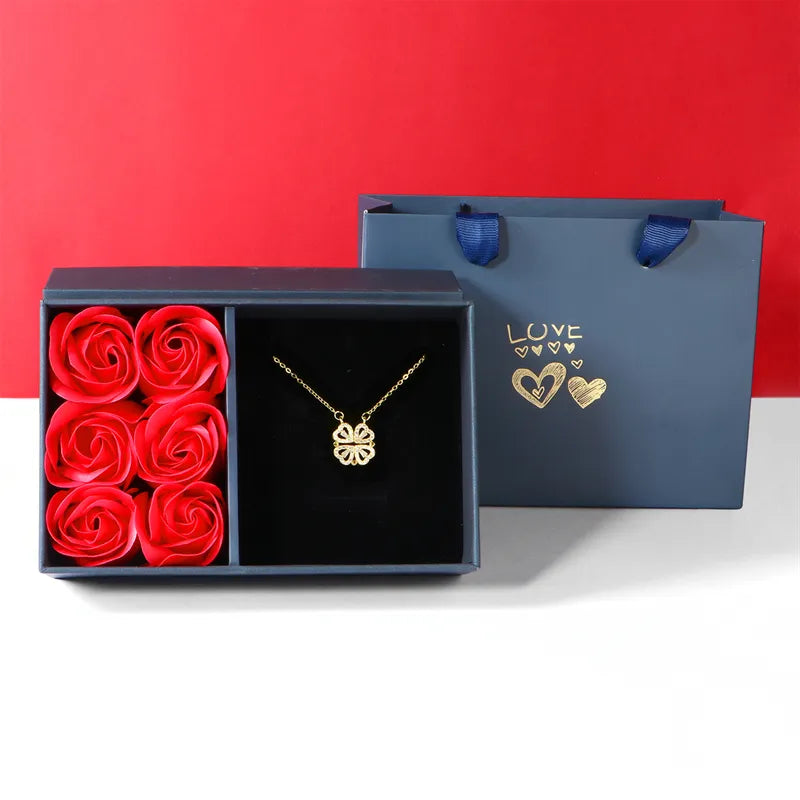 Four Leaf Clover Necklace Dainty Magnetic Heart Necklace for Her with Rose Box for Mother'S Day Gift Conjuntos De Joyas